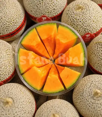 produk istana buah semarang - Buah Melon Silver Coral